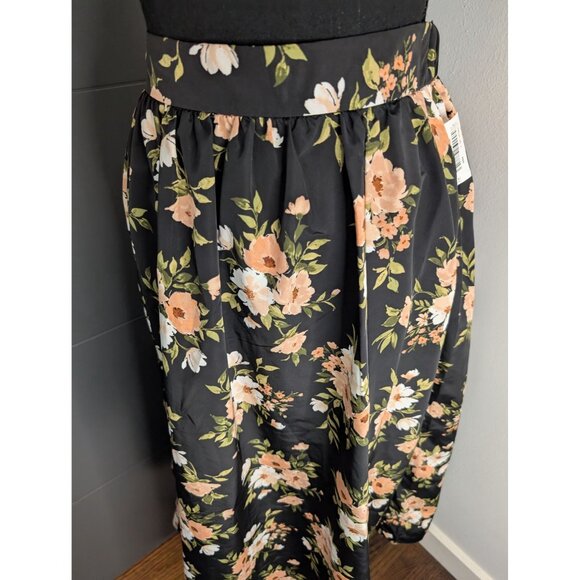 NWT The Occasion by Old Navy High-Waisted Taffeta Midi Skirt in Black Floral XS - Picture 2 of 9